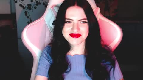 Sophie  online show from January 16, 1:25 pm