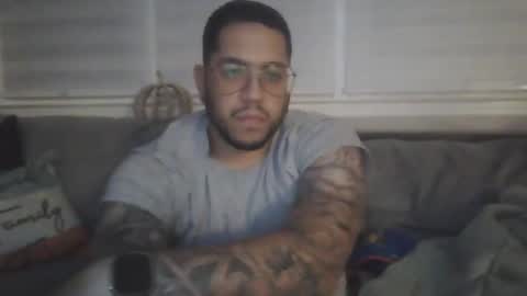 roddy_pipeher215 online show from October 9, 6:08 am