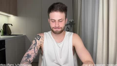 Rodrigo online show from February 17, 12:43 am