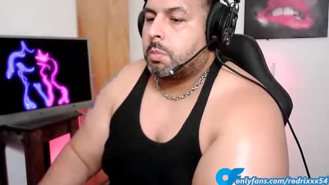 rodrixxx54 online show from February 10, 12:19 am