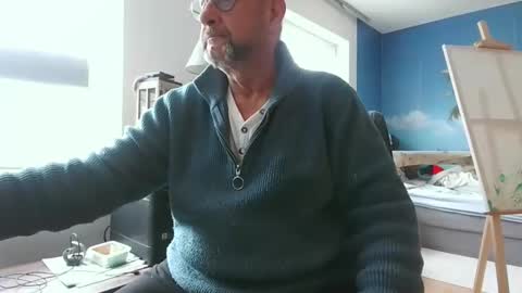 rolandloser1000 online show from March 25, 8:43 am