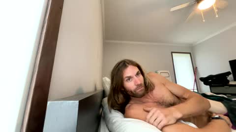 Rollinintheweeds online show from October 8, 5:19 pm