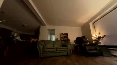 Rollinintheweeds online show from January 12, 3:30 pm