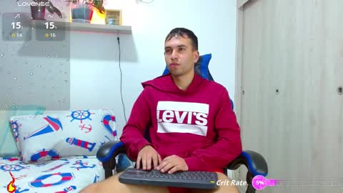 rolos_hot32 online show from October 7, 12:39 am
