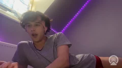 roma_shyguy_ online show from July 15, 11:37 am