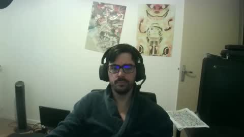 romainb72 online show from December 3, 7:42 am