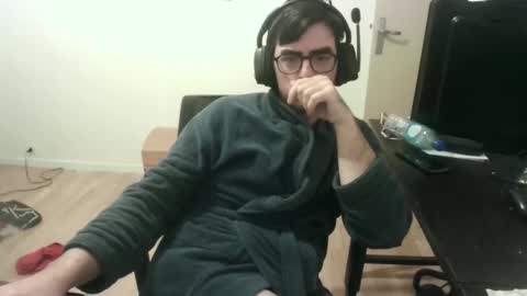 romainb72 online show from February 8, 6:33 pm