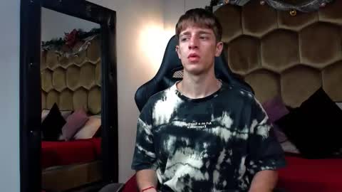 Romeo Ricci online show from December 3, 12:39 pm