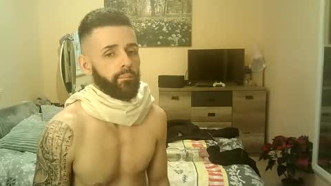 romulus7777 online show from December 31, 1:41 pm