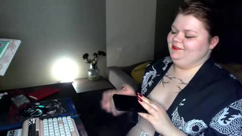 Romy online show from November 2, 2:39 pm