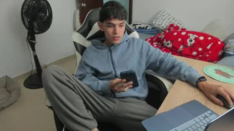 Ronaldo online show from June 6, 12:27 am