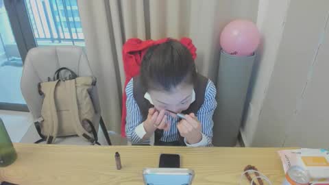 rongrong0329 online show from May 14, 11:25 pm