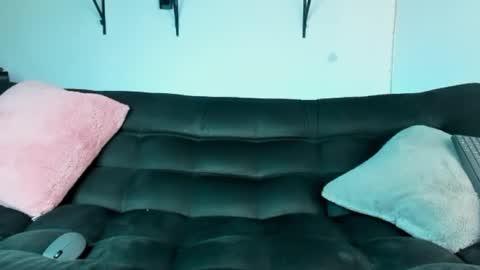 Ronnie online show from March 4, 9:54 pm