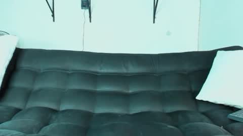 Ronnie online show from February 21, 9:43 pm