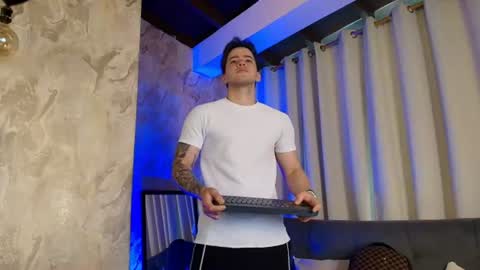 Ronny Colton online show from June 10, 12:04 pm