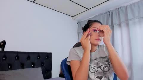    online show from January 31, 9:34 pm