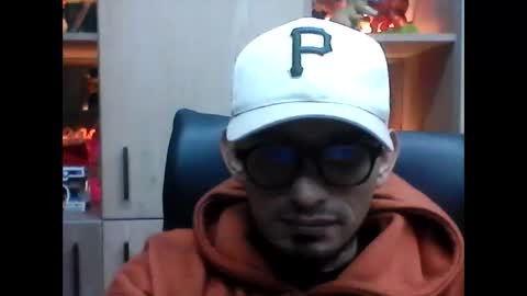 roroavila online show from December 2, 5:37 am