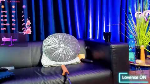 Rose online show from October 30, 6:47 am