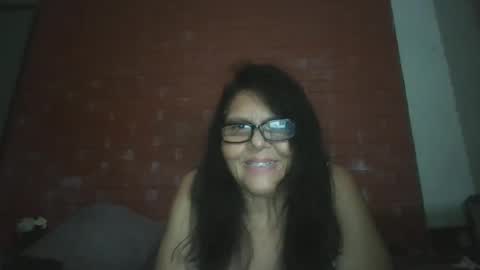 Snapshot of rosalatinas chatting on October 7, 1:56 am rosalatinas online show from October 7, 1:56 am