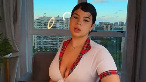 Rosalie Bliss online show from June 5, 7:52 pm