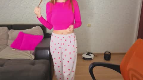 rosalina1690 online show from October 3, 7:16 am
