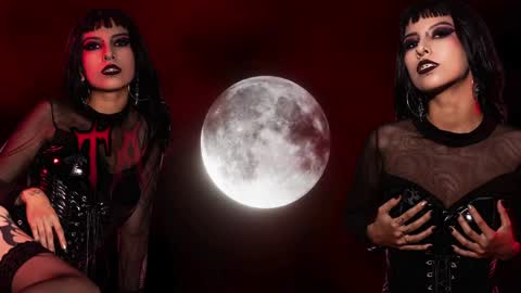 Ally online show from April 8, 7:17 pm