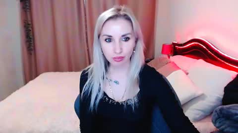 Snapshot of rose__shine chatting on January 17, 10:44 am rose  shine online show from January 17, 10:44 am