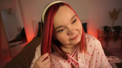 Rose LuvV follow me baby online show from December 16, 7:37 am