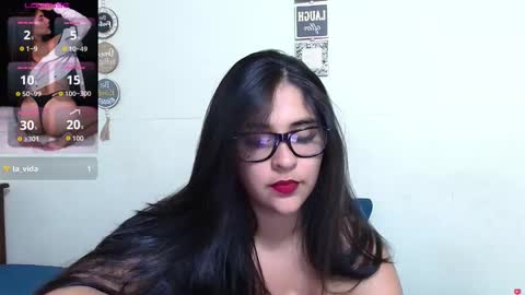 rose_towers4 online show from March 17, 10:59 pm