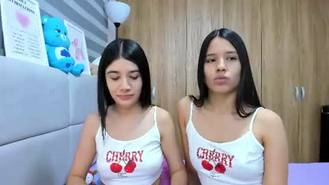Rose y Miah online show from June 17, 4:39 am