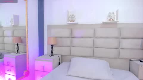 Rose online show from October 4, 1:31 pm