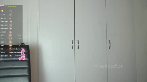 Lyla OF roselinedior online show from November 12, 11:40 pm