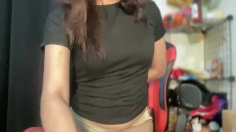 rosemae07 online show from February 23, 7:16 pm