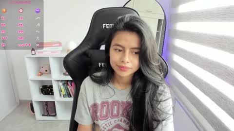 Nat online show from November 5, 3:03 pm