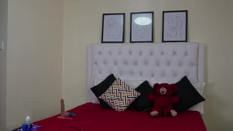 roses_rred online show from September 17, 6:55 pm