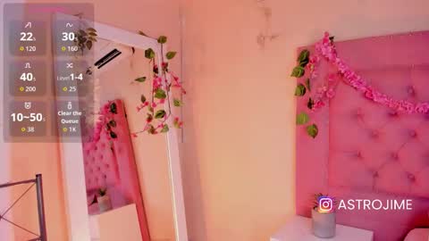 Snapshot of rosett_kio chatting on September 12, 4:47 am online show from September 12, 4:47 am