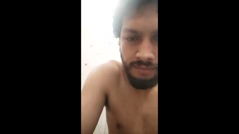 Snapshot of roskof69 chatting on January 13, 10:14 am Ribuu online show from January 13, 10:14 am