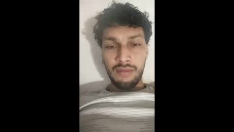 Snapshot of roskof69 chatting on February 4, 2:28 am Ribuu online show from February 4, 2:28 am