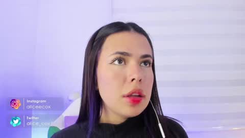   online show from March 4, 11:22 pm