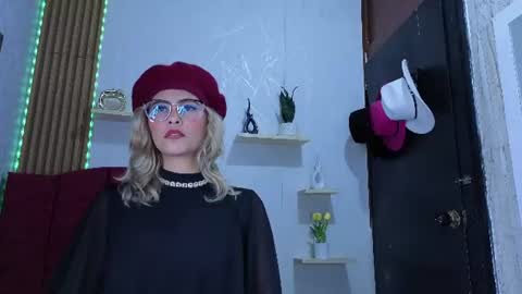 Rosse follow me online show from July 26, 3:42 pm