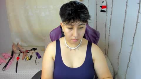 ROSSE DEMOND  online show from March 21, 7:07 pm