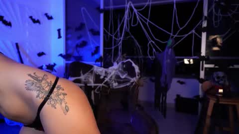 Rossey online show from November 3, 3:18 am