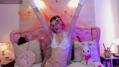 rossiie_hunt_ online show from October 31, 8:09 pm