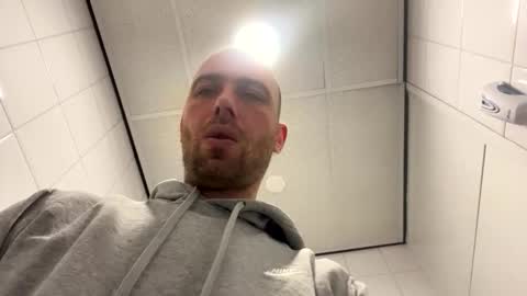 rotteei1 online show from January 13, 8:44 am