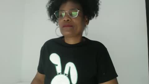 luxa online show from October 7, 2:29 am