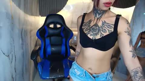 Roux  online show from September 25, 8:49 pm