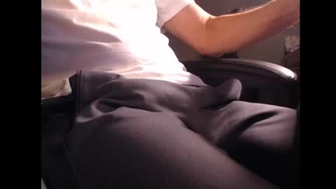 roux online show from December 19, 1:23 am