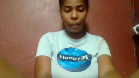 rovaelyah online show from April 11, 6:51 am