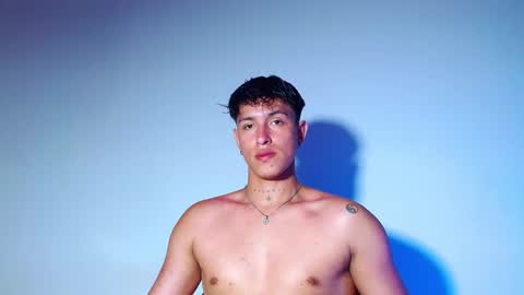 rowanboy23 online show from March 14, 12:36 am