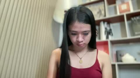 roweena online show from August 6, 2:48 pm
